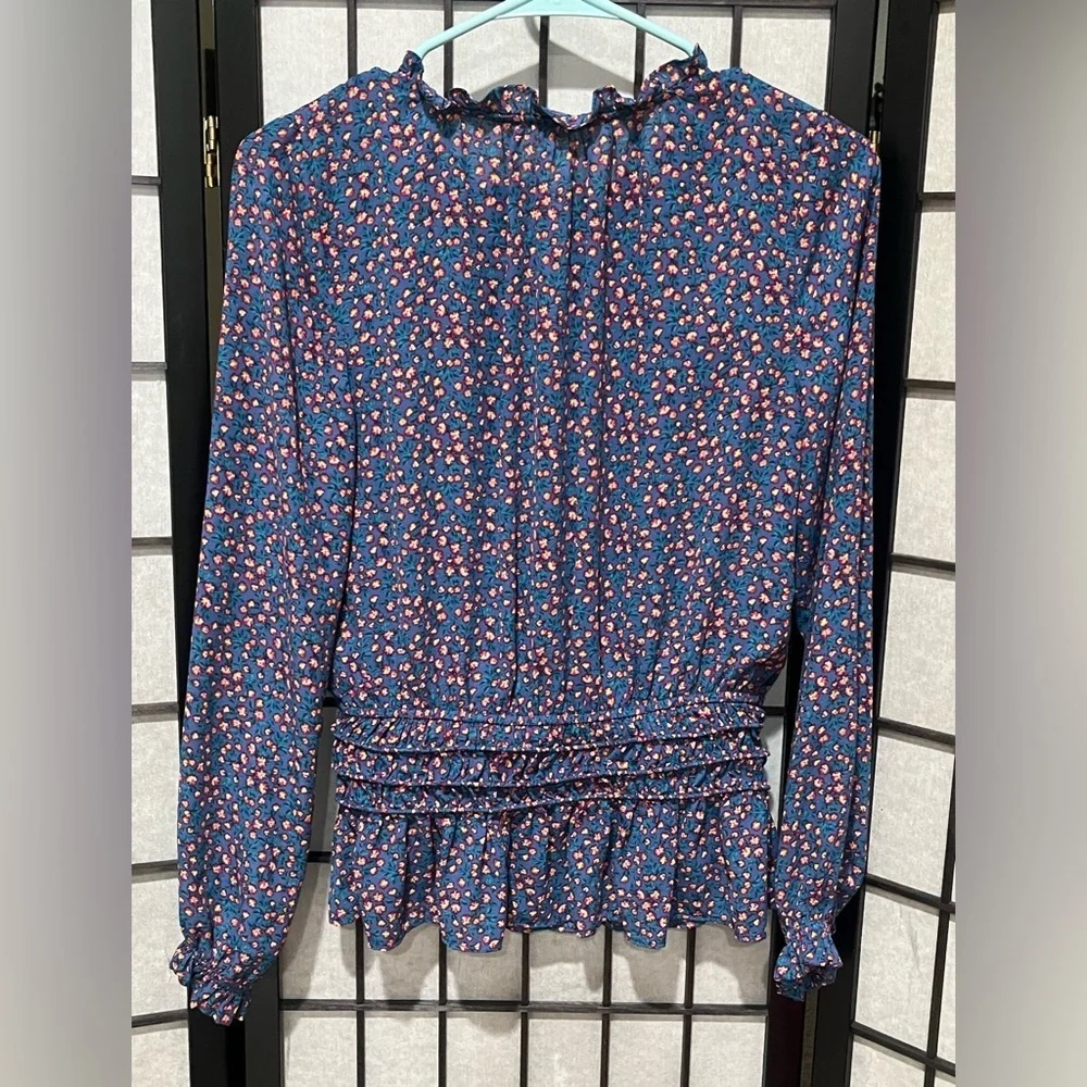 SOCIALITE BLUE DITSY Floral LONG SLEEVE PEPLUM Blouse with Ruffle Details SZ S